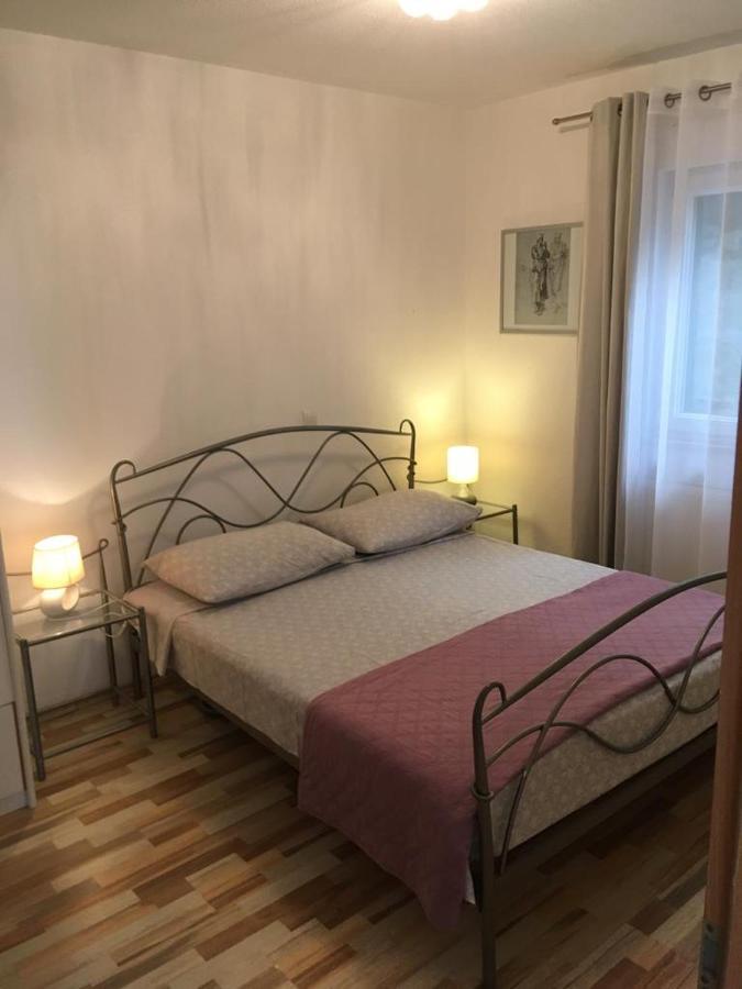 Apartments Salona Trogir Extérieur photo