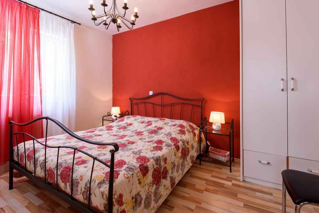 Apartments Salona Trogir Extérieur photo