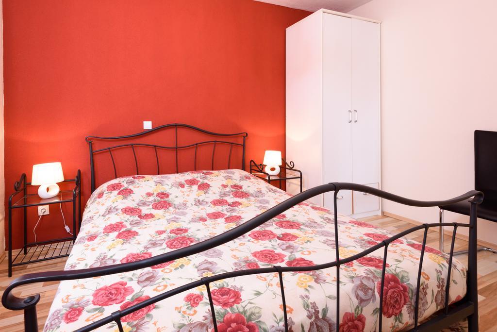 Apartments Salona Trogir Extérieur photo